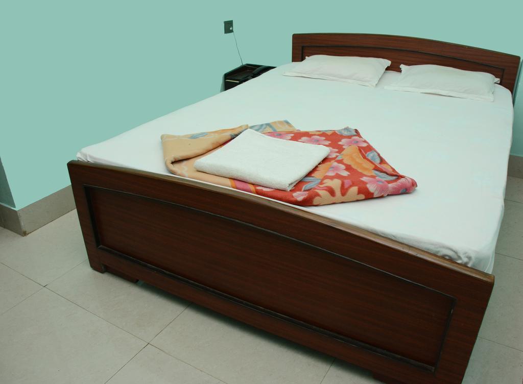 Hotel Nirmal Inn Bhubaneswar Room photo