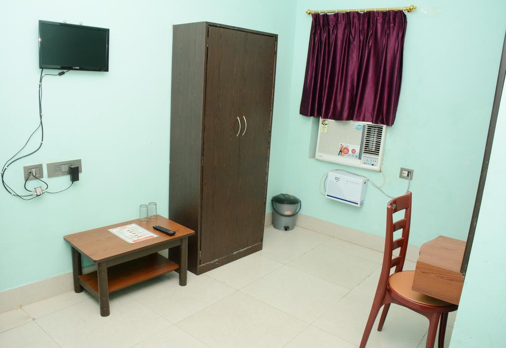 Hotel Nirmal Inn Bhubaneswar Room photo
