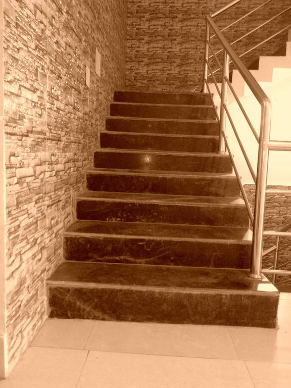 Hotel Nirmal Inn Bhubaneswar Exterior photo