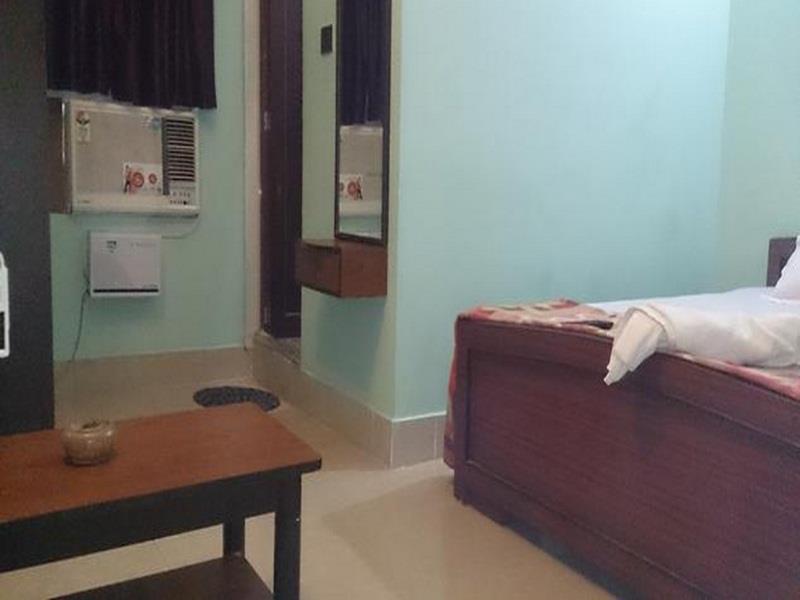 Hotel Nirmal Inn Bhubaneswar Exterior photo